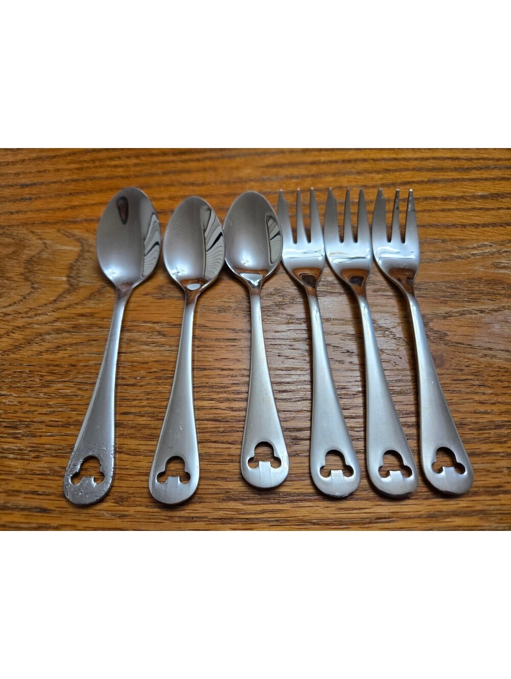 Disney Parks Mickey Mouse 6 Piece Stainless Steel Silverware mini fork/spoon set